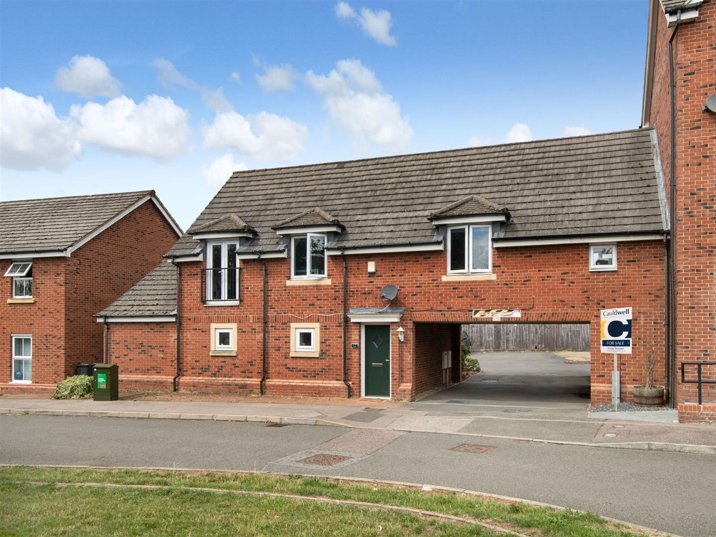 3 bed property in Randall Drive, Milton Keynes